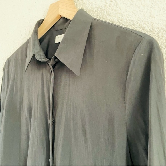 Babaton Toned Black Button Up Blouse - Picture 4 of 16